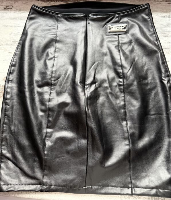 Кожена къса пола Alessa