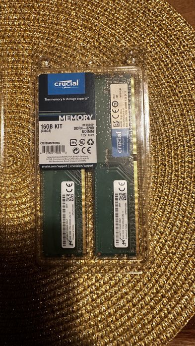 Rezervate ** Memorii RAM de laptop si de PC**Rezervate