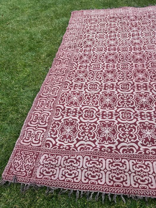 Жакардов килим 3,20х1,90 см червено и сиво