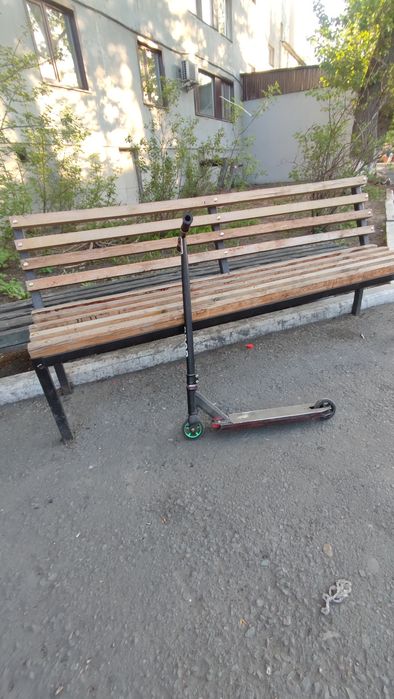 Самакат в хорошо состоянии срочно продам