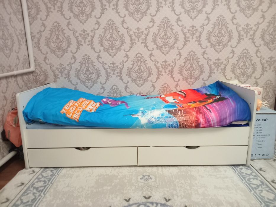 Срочно продам детскую кровать