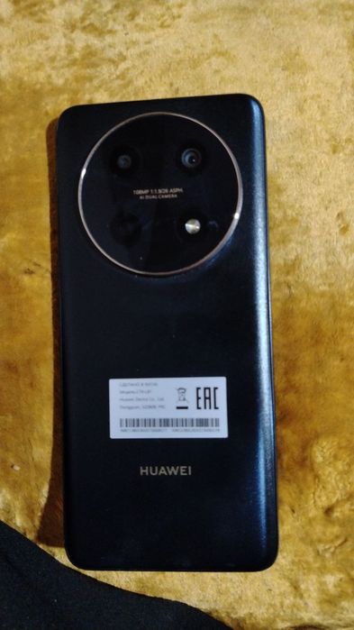 Huawe i12 holati yangi