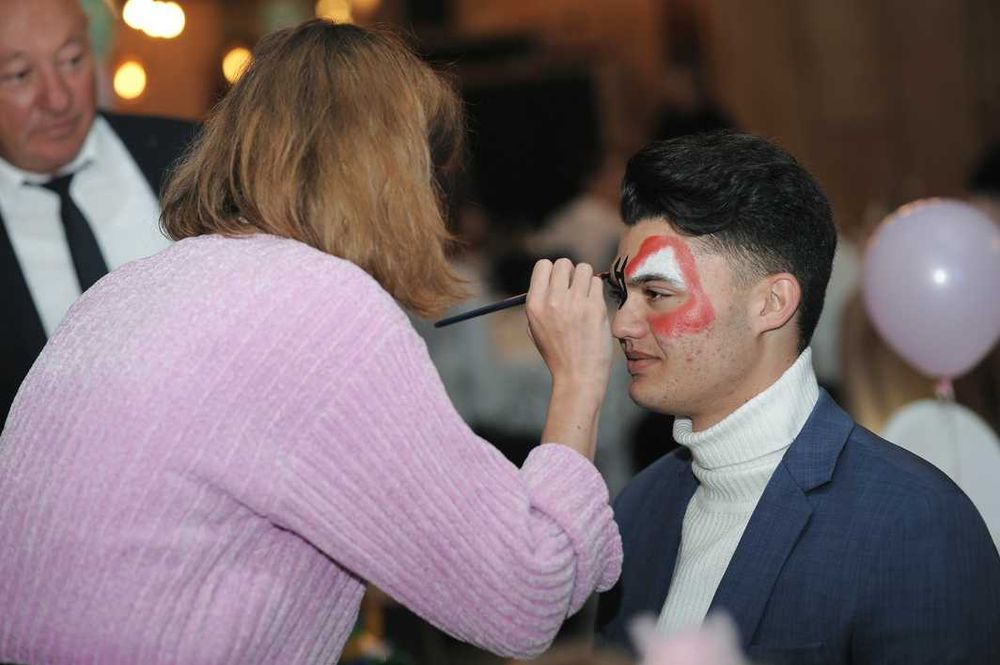 Pictura pe fata evenimente