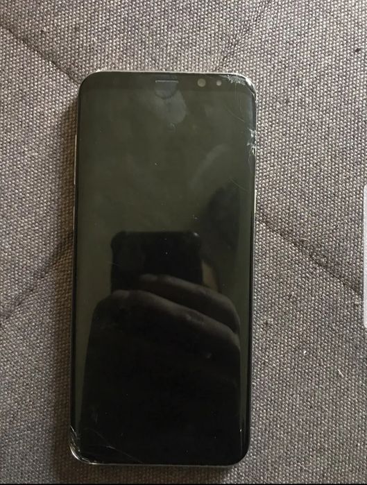 Продам s8+ без коробки
