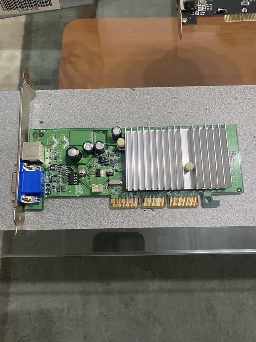 Lot componente PC vechi – sursă 350W, RAM, plăci PCI și placă video