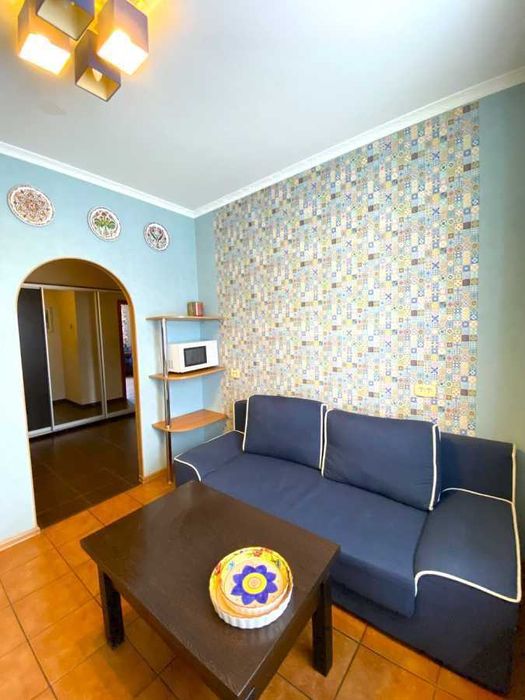 Дава се под наем Тристаен апартамент в София, Борово - 80 кв.м за 561 € - Снимка #1