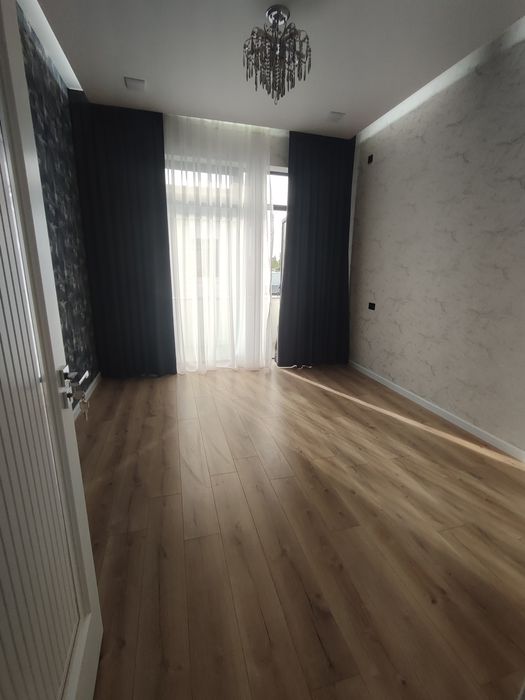 Yunusobod Tumani Kulol maxalla Evro Kotej 1.8 sotux 6 ta xona