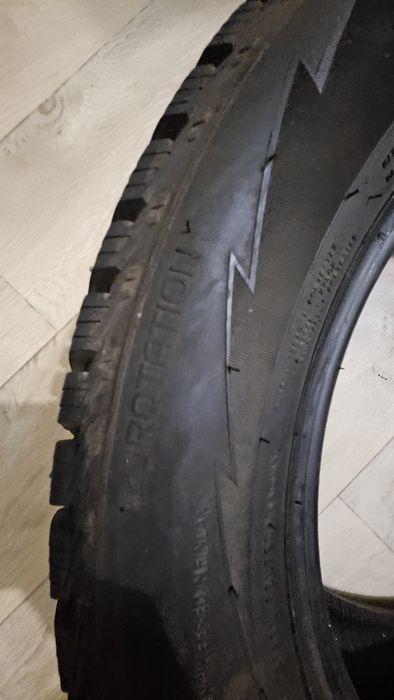 Продам зимние шины