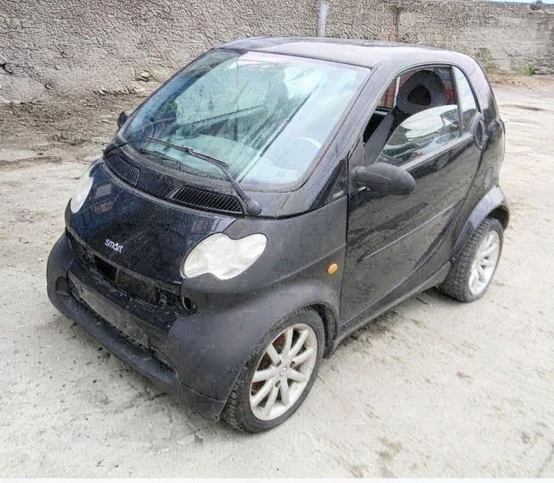 Smart Fortwo 0,6 benzina - motor,cutie automata,turbina,alternator,electromotor,AC,uși,bara,roti