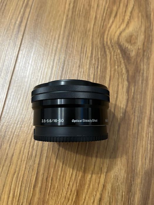 Obiectiv Sony E F3.5-5.6 OSS