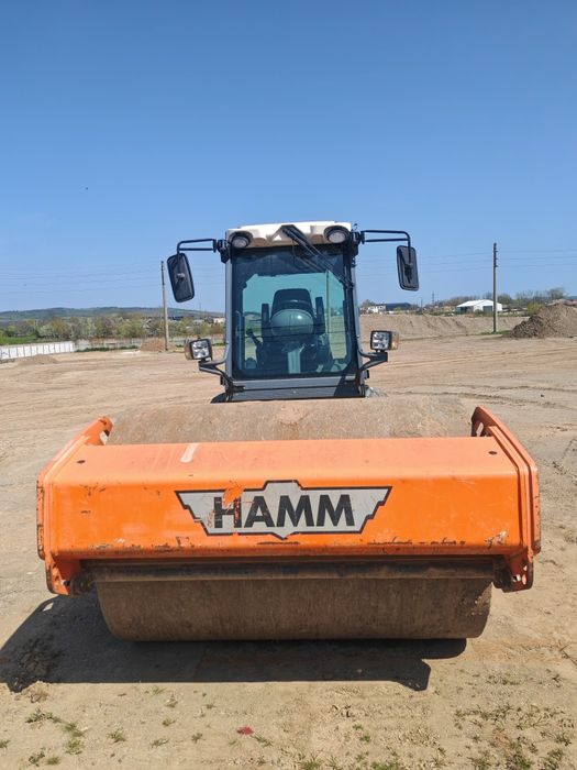 Schimb cu vola ,buldo cil 18 ,20t ,cilindrul ham 13l an 2016 ore 5100