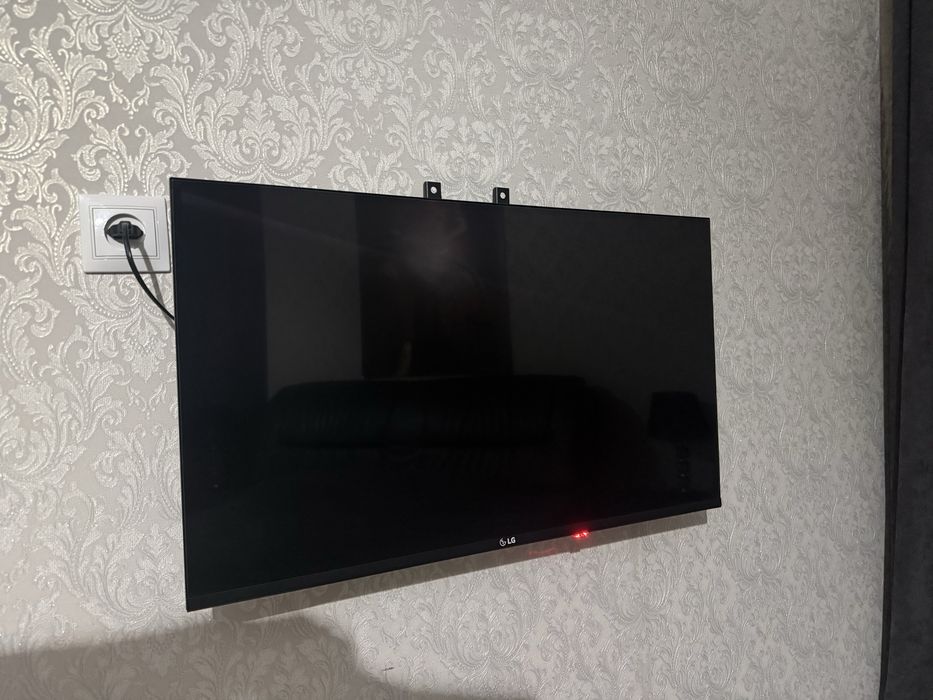 Телевизор LG Smart TV 32