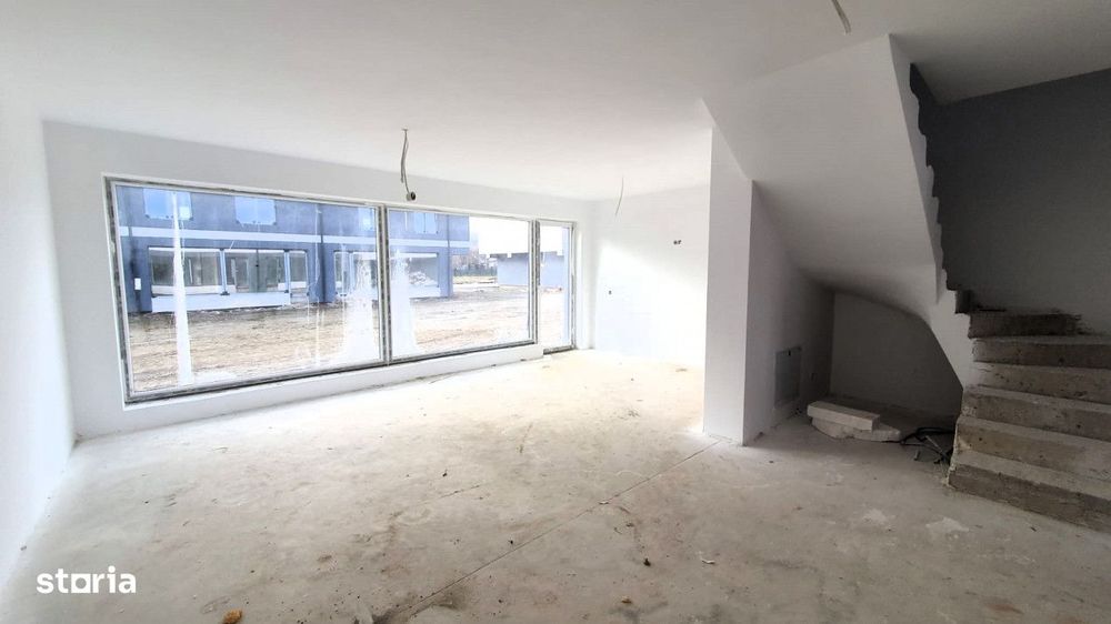 Casa 120 mp cu teren 260 in Tropini