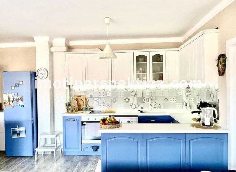 Продава се Многостаен апартамент в Пловдив, Остромила - 135 кв.м за 1875 €/кв.м - Снимка #3