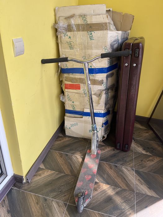 Продам трюковой самокат Vokul Saga