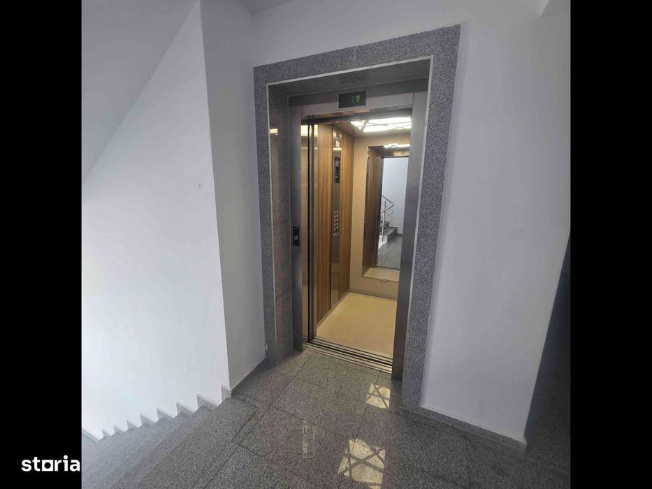 Apartament  de inchiriat 2 camere ,parcare, boxa, avantgarden Brasov