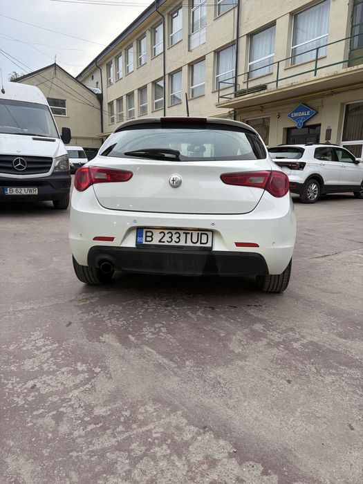 ALFA ROMEO Giulietta 2010 — imagine 3