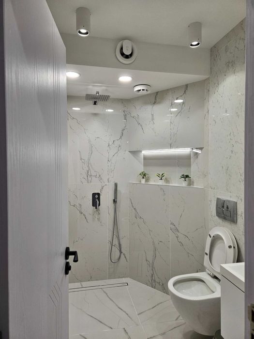 3-стаен апартамент под наем в жк. Дружба