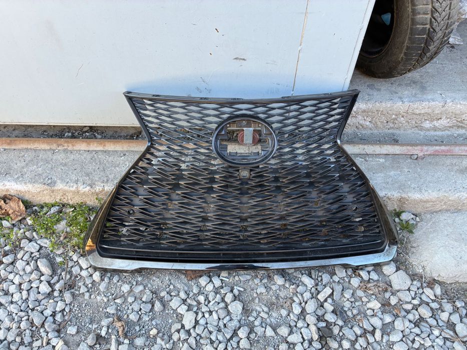 Предна решетка Lexus UX200, UX250H. F-Sport. 19-24г.