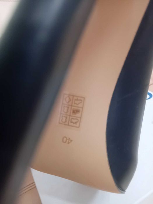 Дамски обувки GUESS