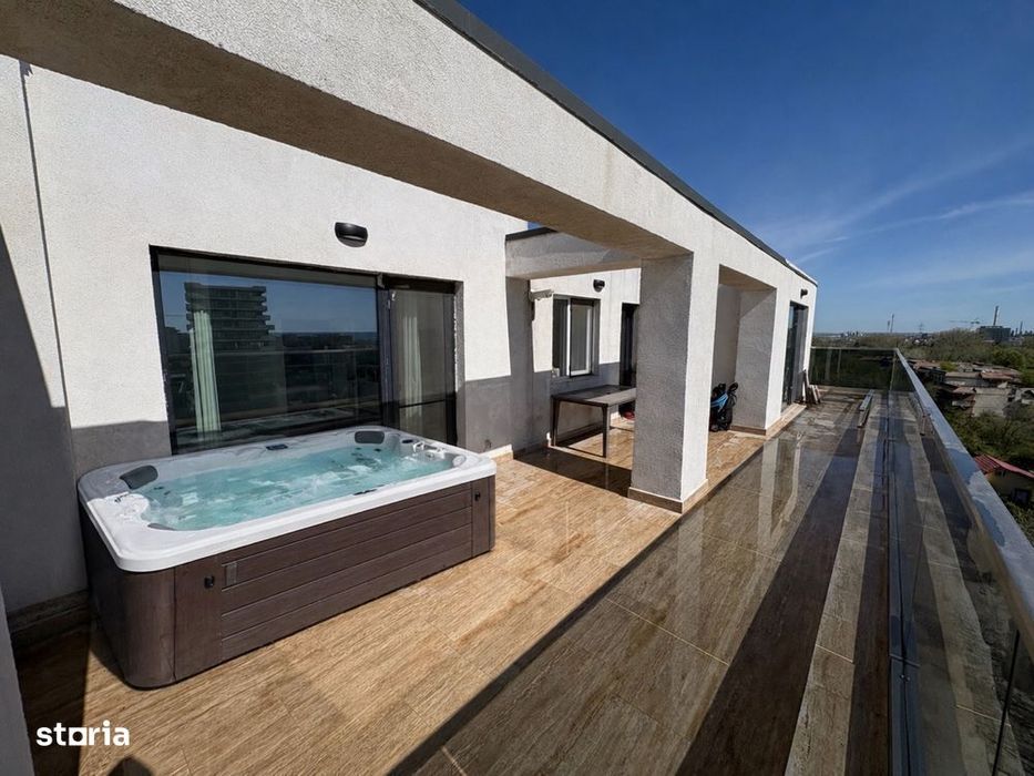 Apartament 3 camere tip Penthouse 105 mp. - Vedere la mare