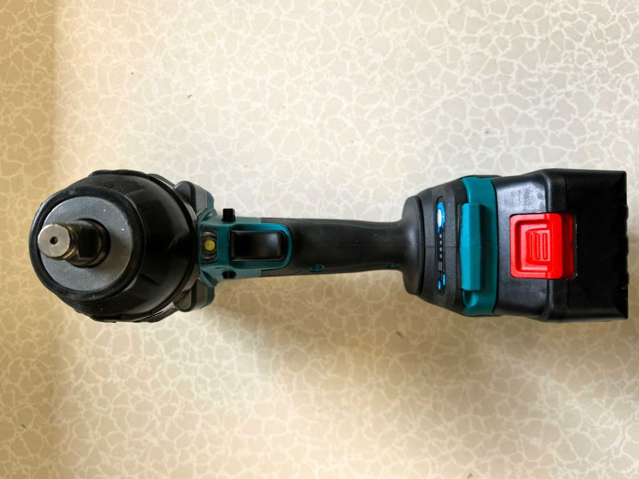 Cheie de impact pe acumulator Supamaster 68V wireless 429 lei