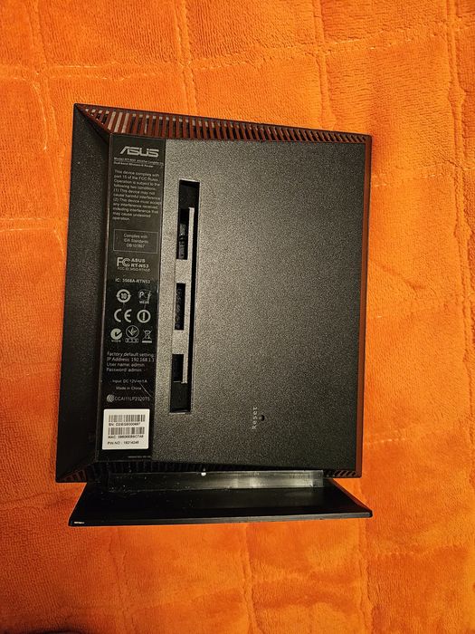 Router Wireless ASUS RT-N53 Black Diamond – Dual-Band N300, Folosit