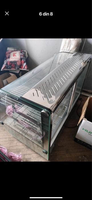 Vitrina calda cu umidificare