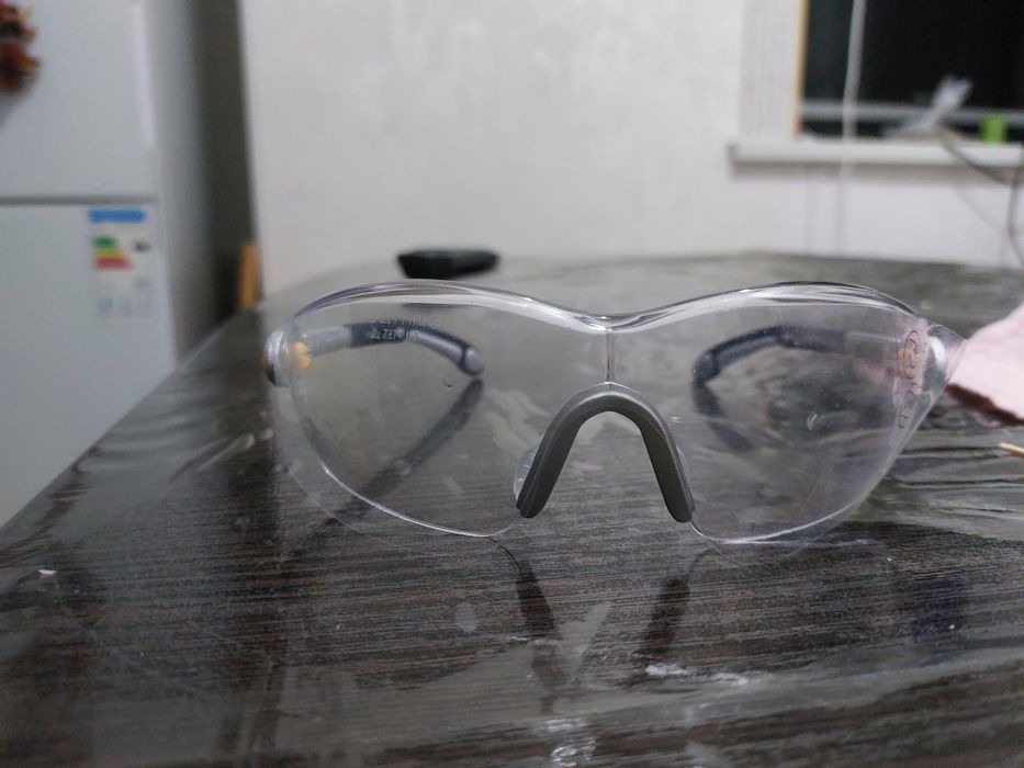 Продам  очки для сварки