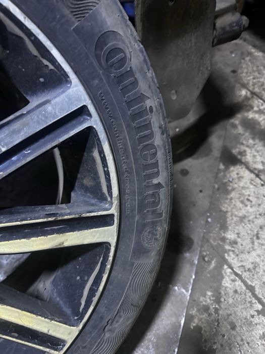 ontinerm  215/55/17срочно продам
