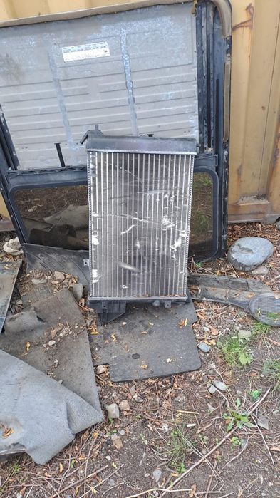 Опель   вектра  а    2.0  .18   запчасти