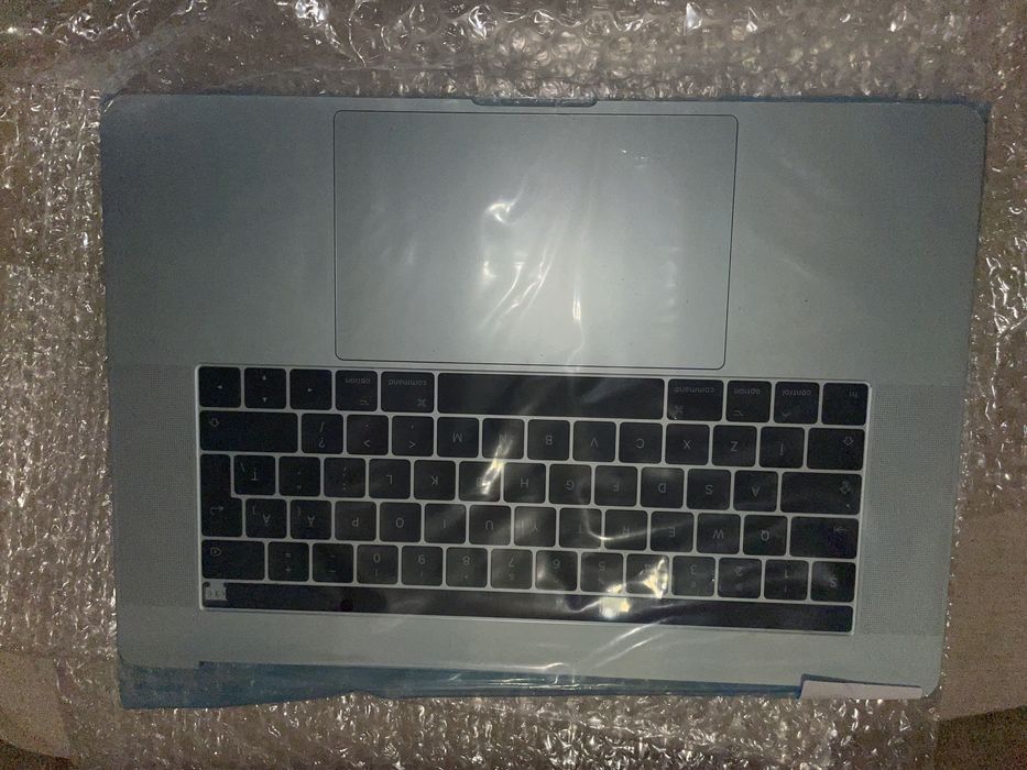 top case pentru Macbook pro de 15" model 2016 (a1707)