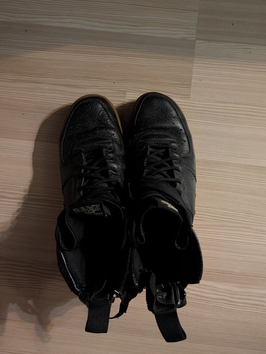 Nike Air Force  SF1 Mid