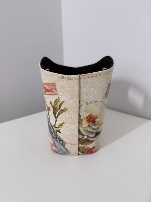 Органайзер для расчесок