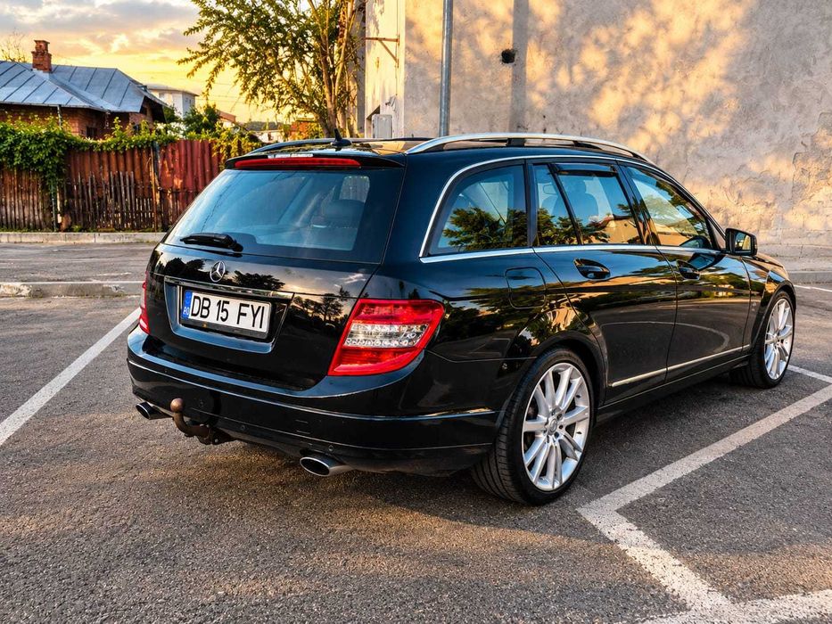 MERCEDES-BENZ C-Class 2009 — imagine 4