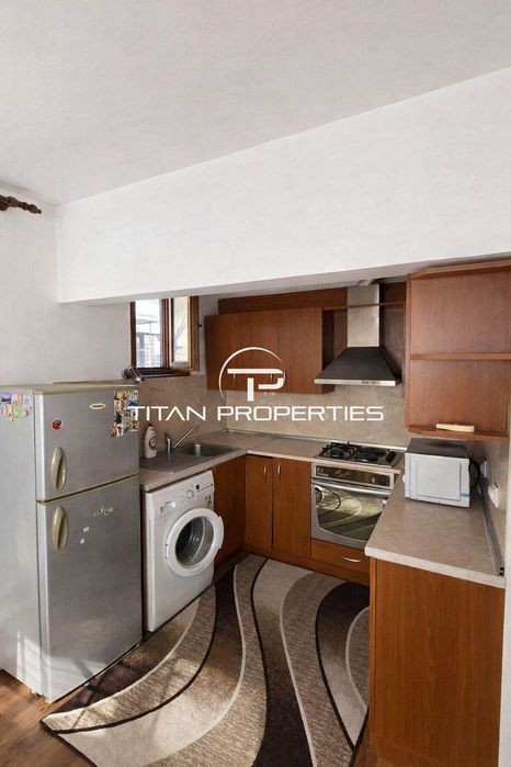 Дава се под наем Многостаен апартамент в Пловдив, Център - 120 кв.м за 700 € - Снимка #2