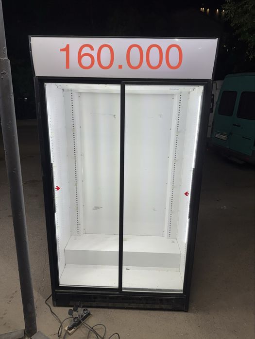 Витринные холодильники