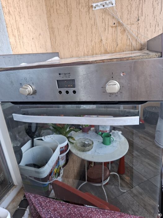 Фурна за вграждане Hotpoint Ariston