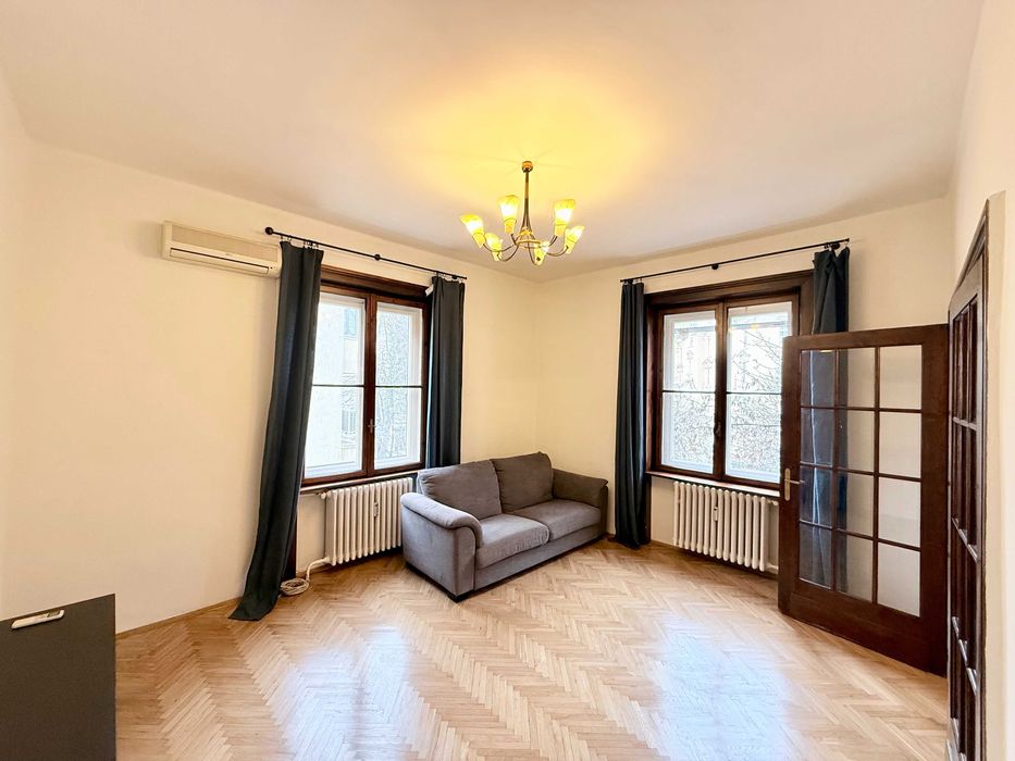 Дава се под наем Многостаен апартамент в София, Докторски паметник - 226 кв.м за 2792.76 € - Снимка #6