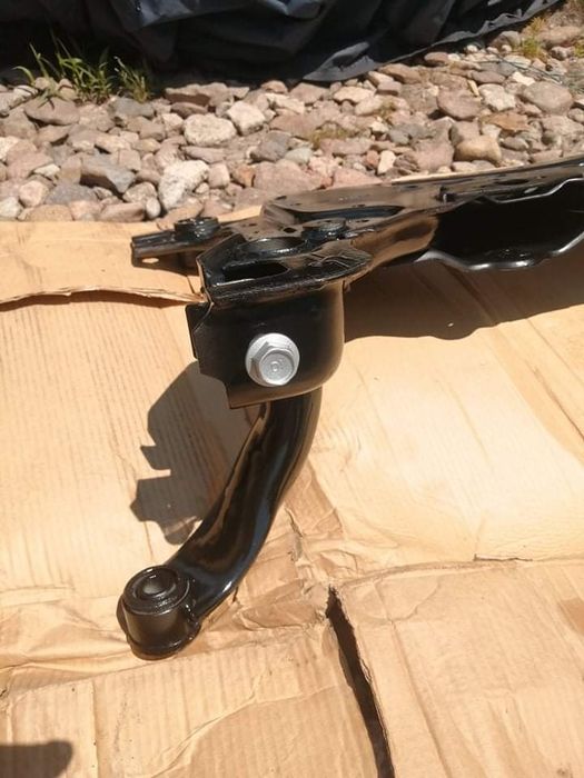 Преден мост за мазда 3 BK