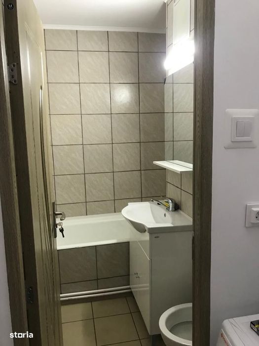 Ofer spre închiriere, garsoniera Mioveni,langa Iulia Zanfirescu