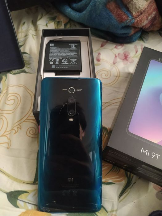 Mi 9 t в хорошем состоянии прошитый