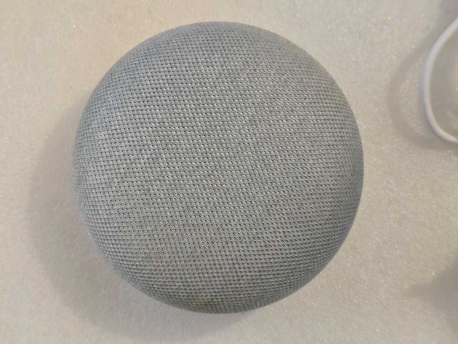 Boxa inteligenta Google Home Mini Gen 1, Wi-Fi, Bluetooth, Asistent Vocal, mufa MicroUSB, Gri