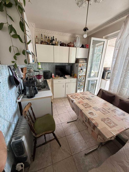 Продава се Тристаен апартамент в София, Връбница 1 - 84 кв.м за 13357 €/кв.м - Снимка #2