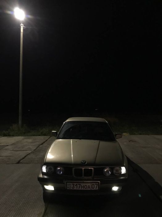Продам bmw e34 2литра