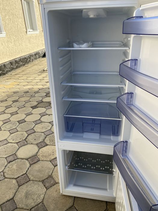 Продам холодильник беко