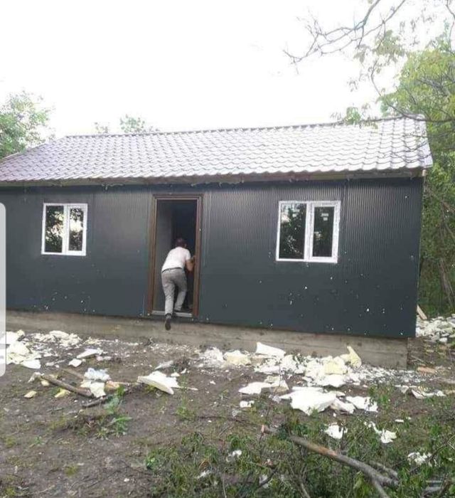 Vand case modulare din panou sandwich