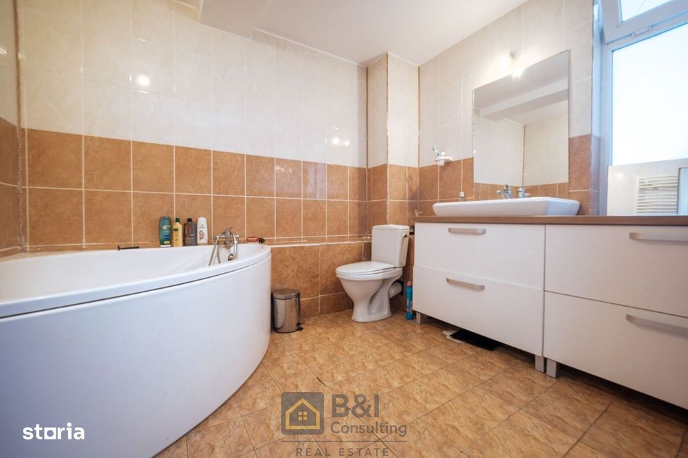 Apartament de 110mp, curte privată, Bucium, sub 1000€/mp, comision 0%