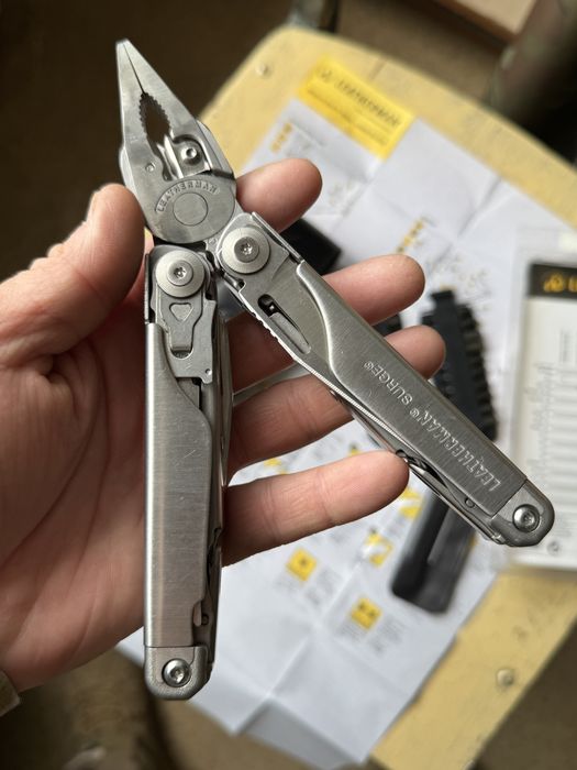 Многофункциональный нож (leatherman) лезермен