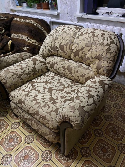 Продам диван, софу и кресло б/у